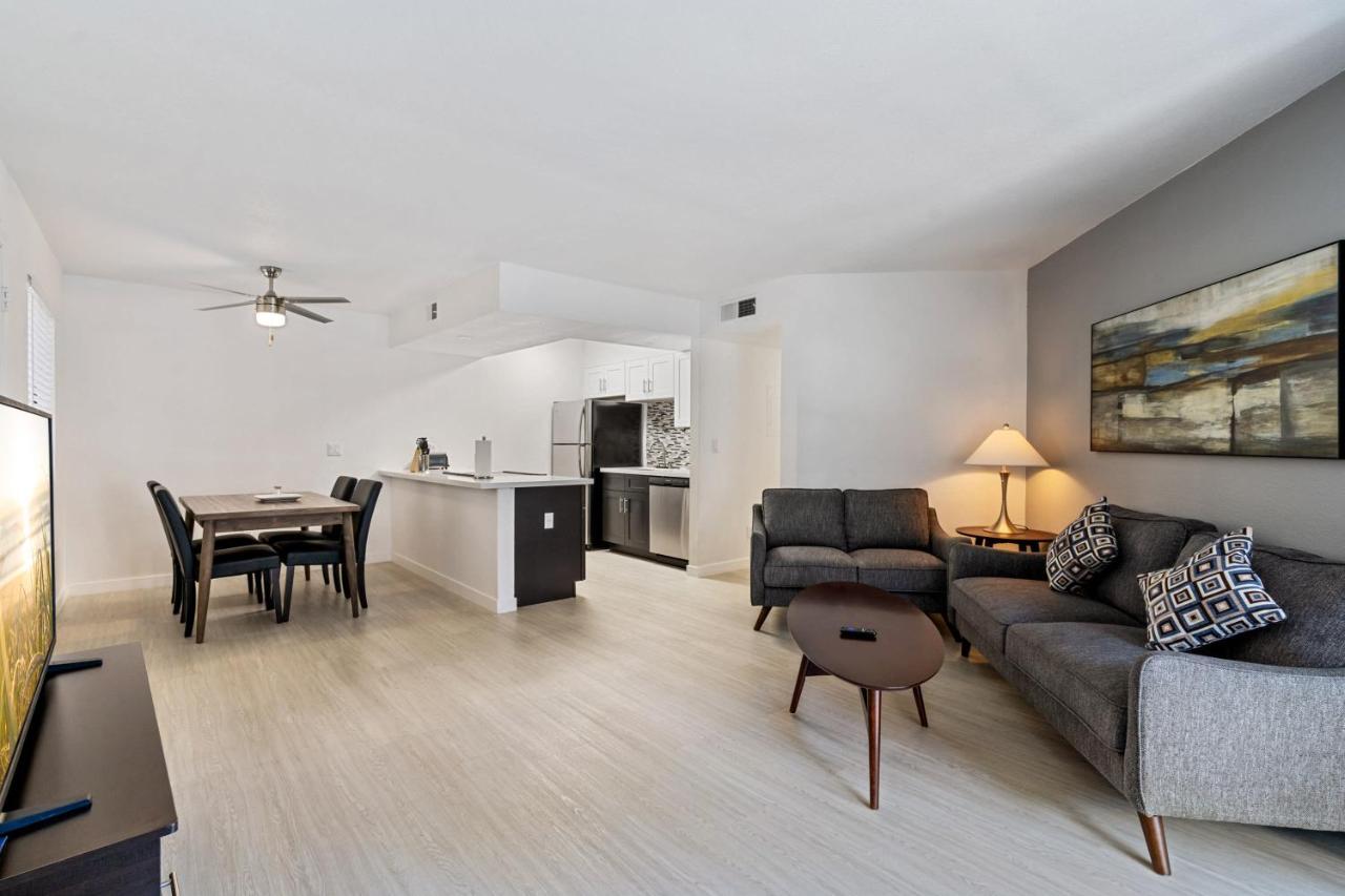 Newly Renovated 2Br Apartment W Pool By Stay Gia Φοίνιξ Εξωτερικό φωτογραφία